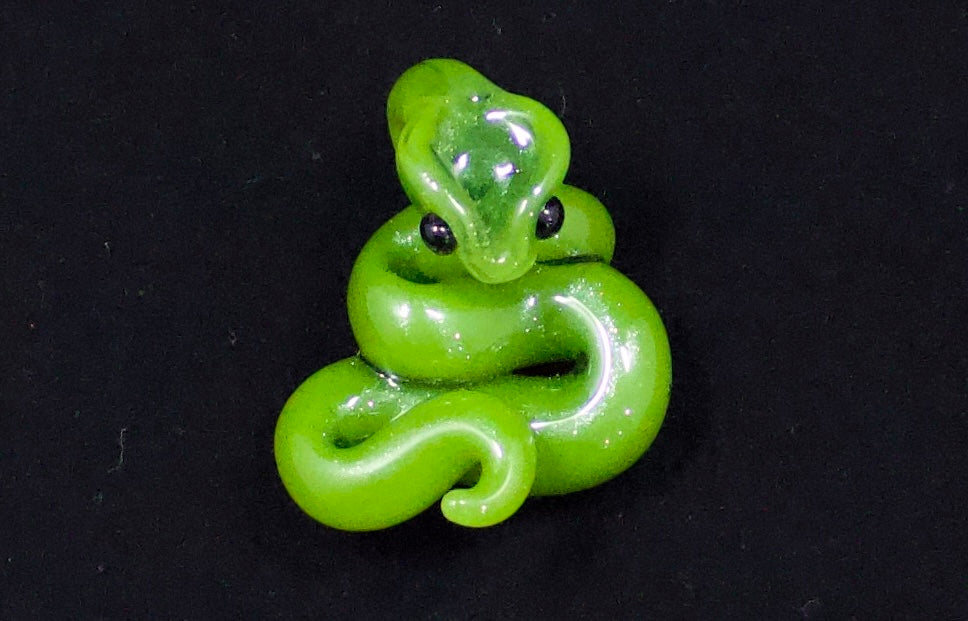 Gilyum - Standard Python Pendants